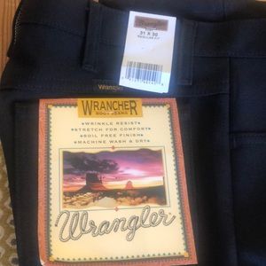 Mens dress Wrangler Wrancher Jeans color black
